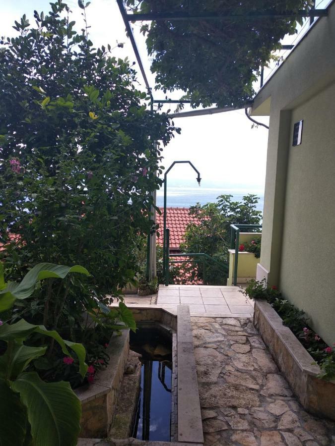 Appartement Jelena à Omiš Extérieur photo